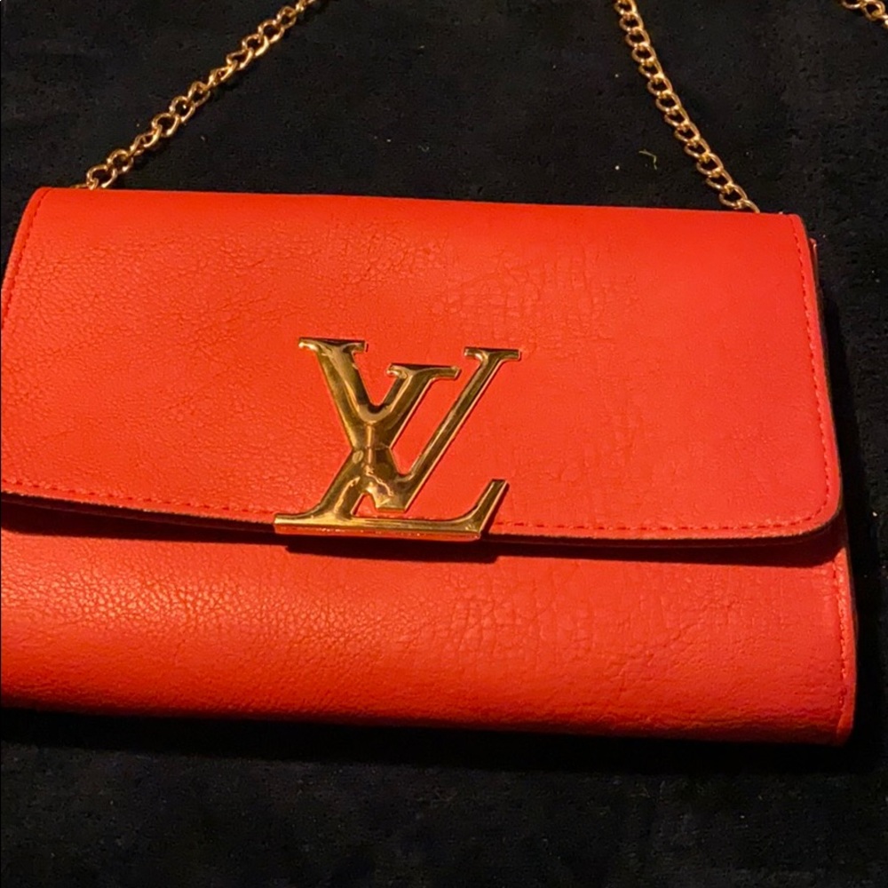 Louis Vuitton purse